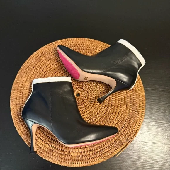 Claire Flowers beautiful ankle booties heels size 7.5 women’s